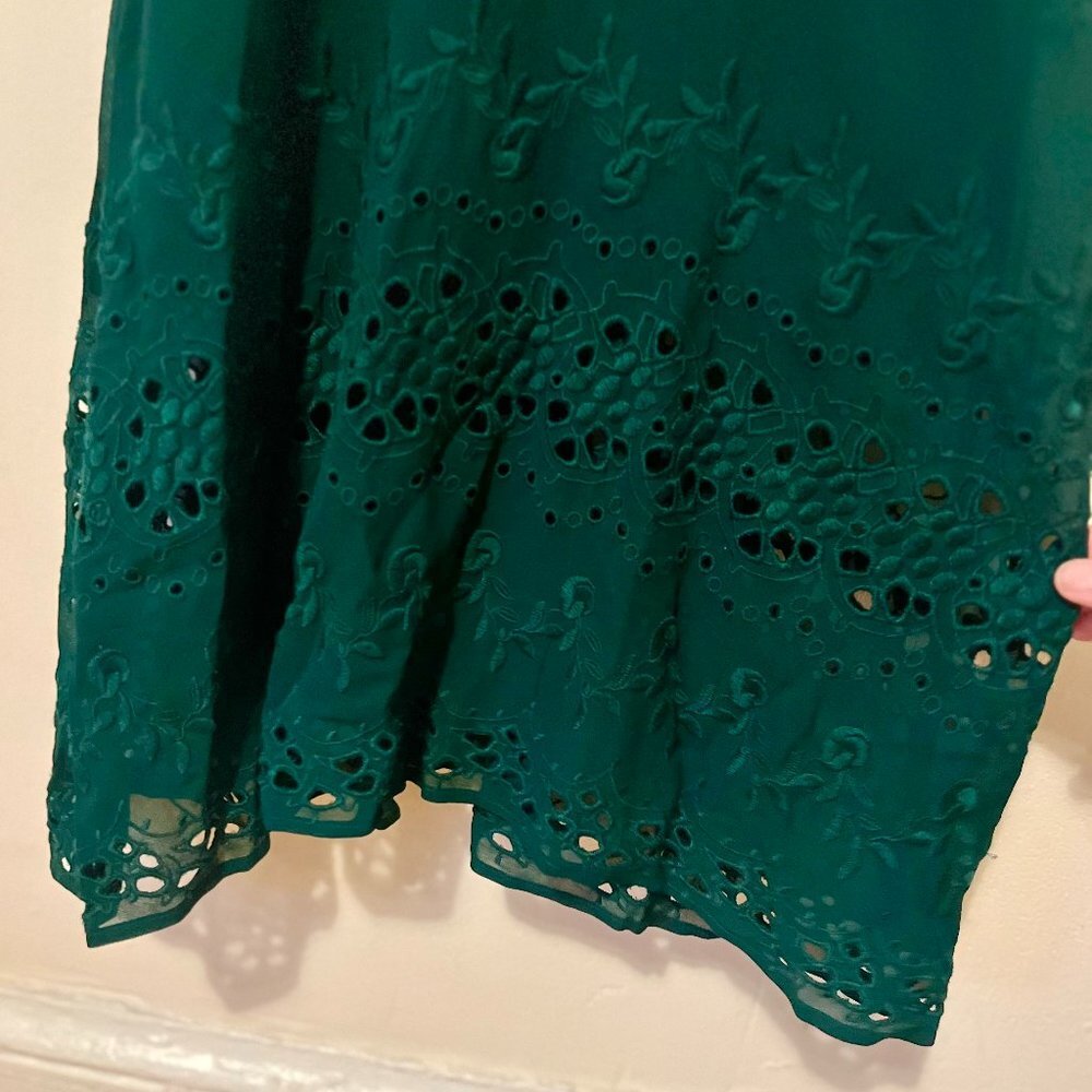 Like New Reformation Libbie Dress in Emerald Green, Size 2 - Picture 6 of 10